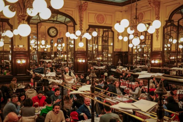 Bouillon Chartier - Bustling restaurant in the heart of paris - Review