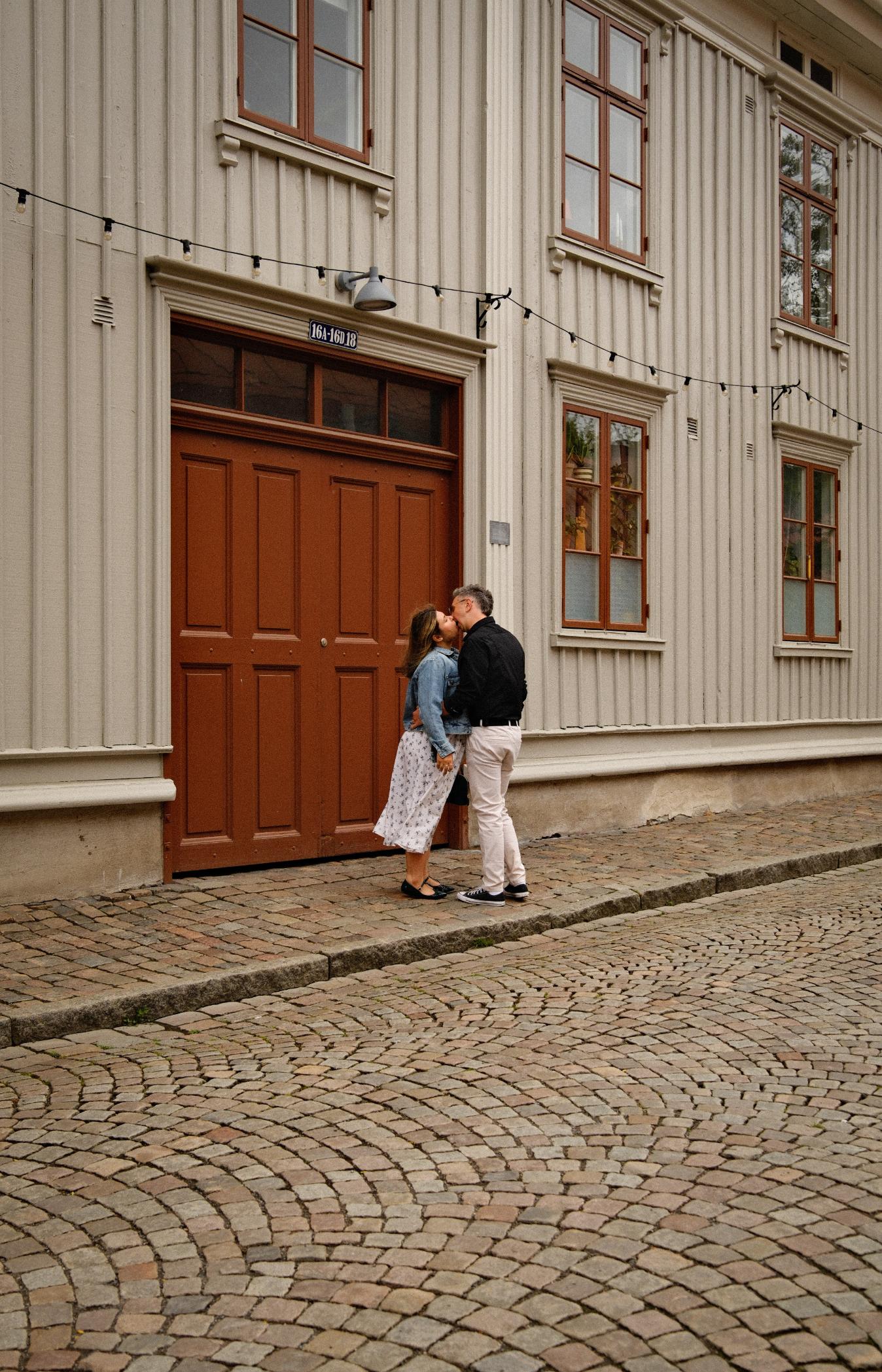 Simona Alex 5 - Your Ultimate Guide to Sweden - LikeSweden.com - Göteborg Photo Walk with LikeSweden