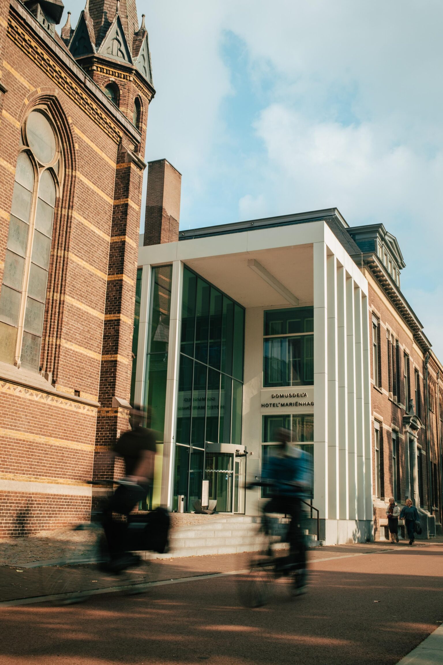 Hotel Mariënhage Eindhoven - Main Entrance