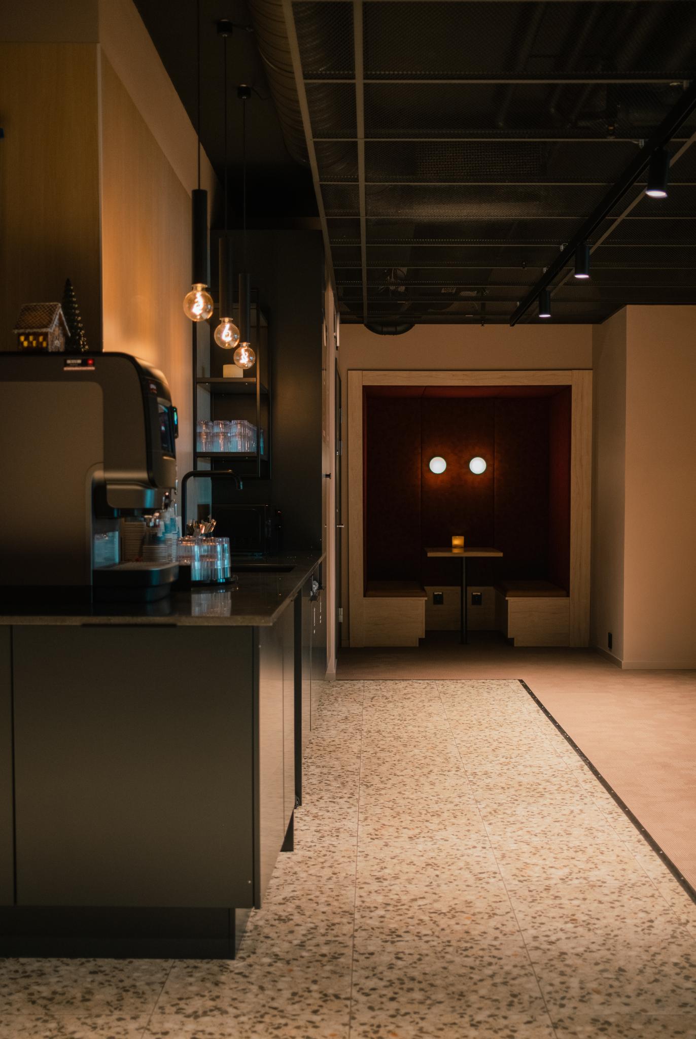 CityBox 5 - Your Ultimate Guide to Sweden - LikeSweden.com - Citybox Stockholm Review: Budget Hotel in Slussen