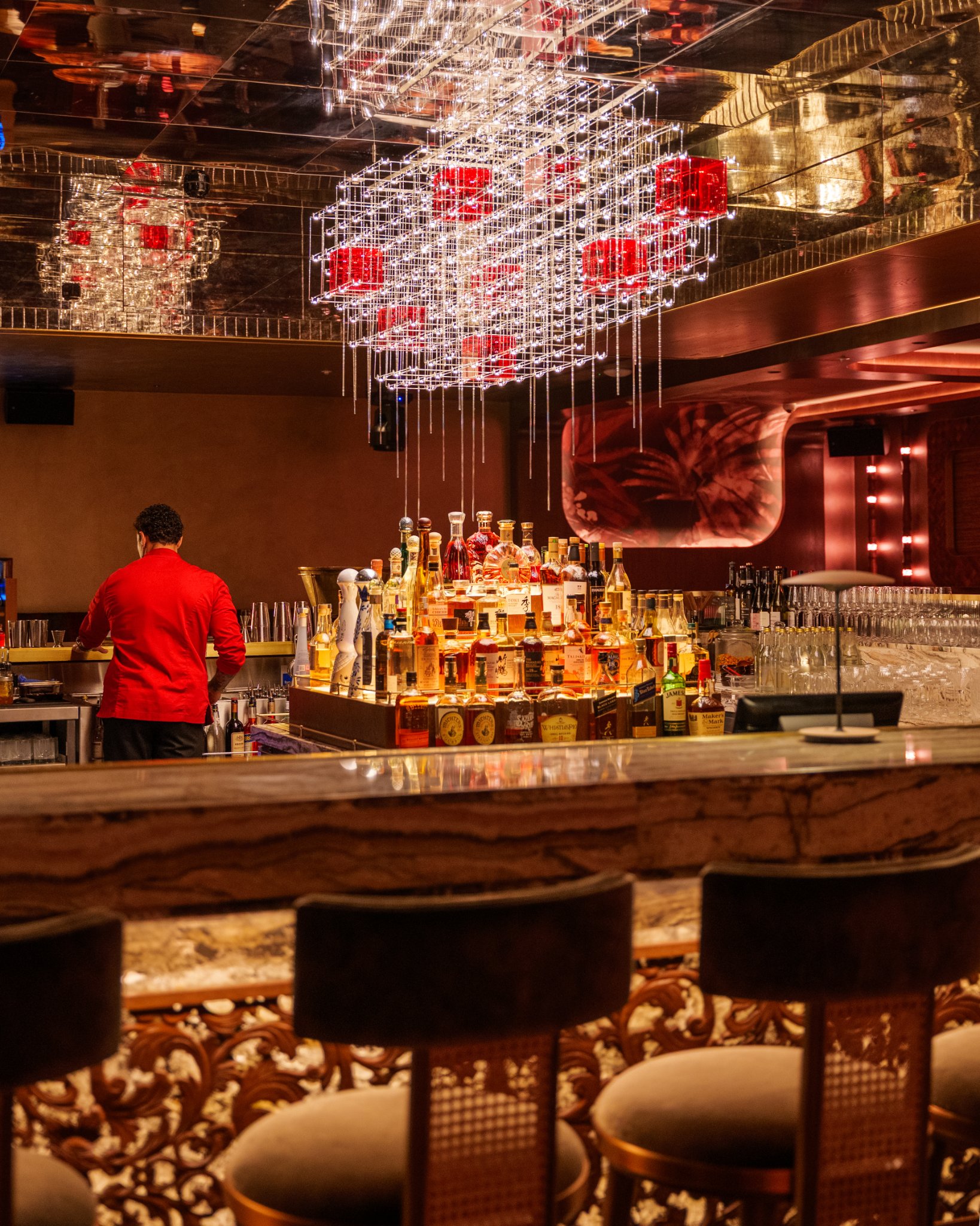 CELAVI PikusMedia 9 - Your Ultimate Guide to Sweden - LikeSweden.com - CÉ LA VI London review: Unmissable rooftop experience (worth every pound?)