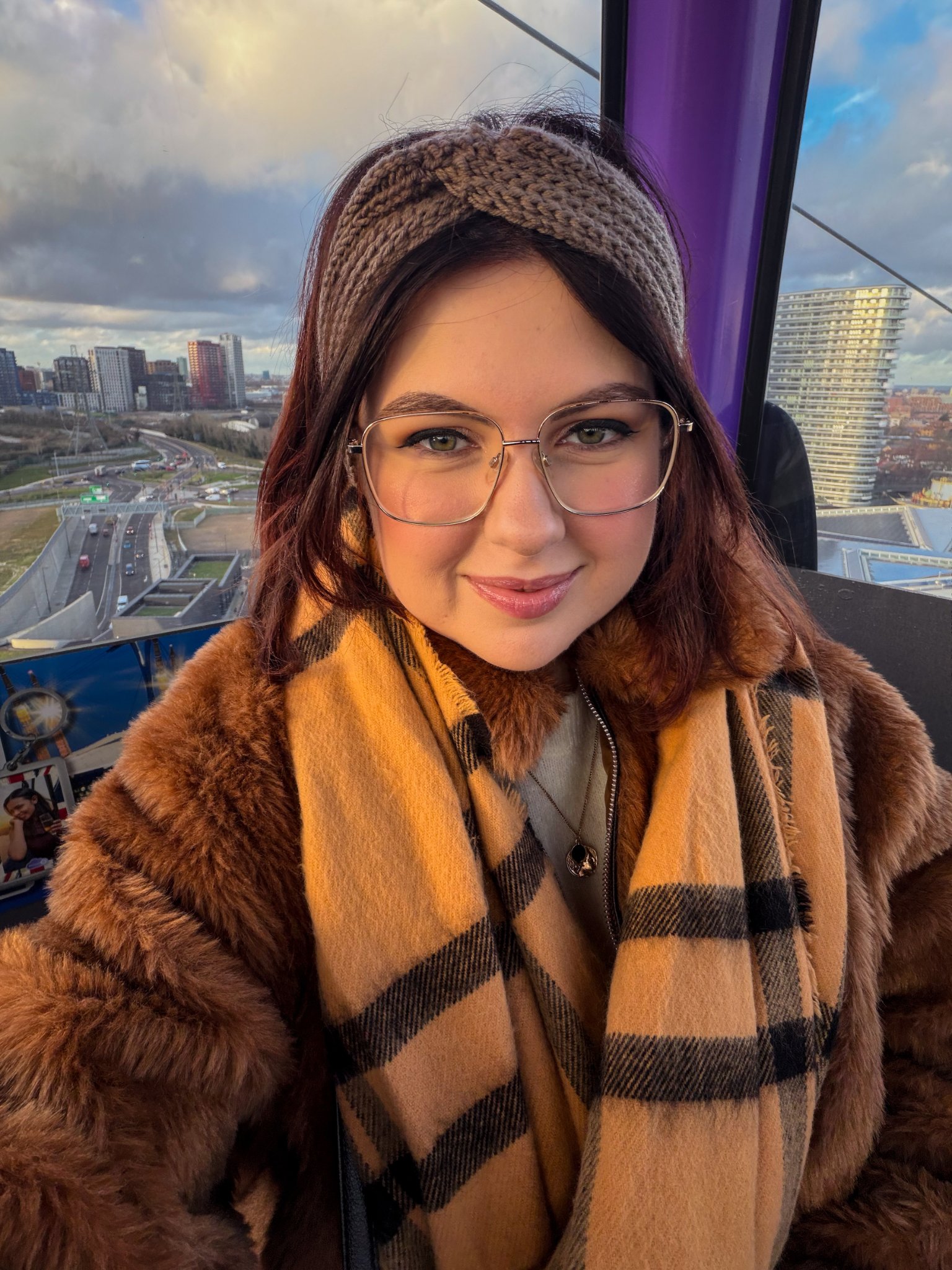 IMG 1483 1 - Your Ultimate Guide to Sweden - LikeSweden.com - Heroica Lounge London Review: The Pizza Bus at Royal Victoria Dock