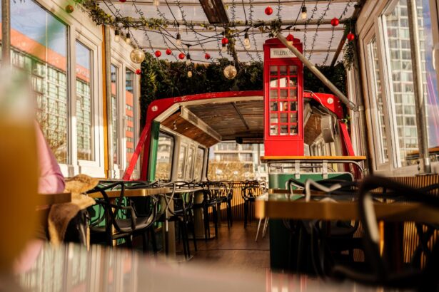 Heroica Lounge London Review: The Pizza Bus at Royal Victoria Dock – LikeSweden