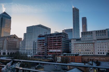 Airbnb in London - Canary Wharf by Lujan Luxury Property