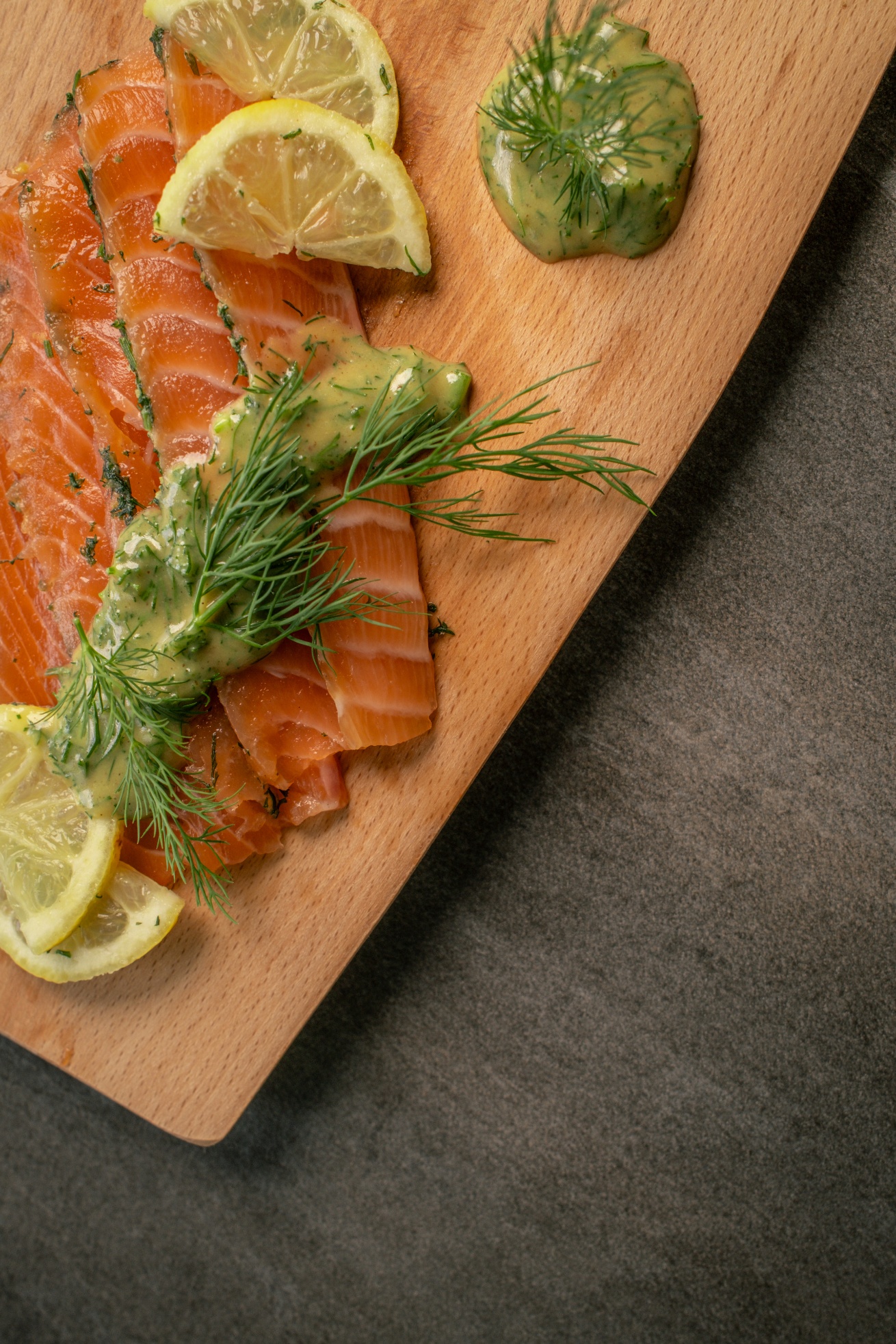 Gravad lax med hovmästarsås